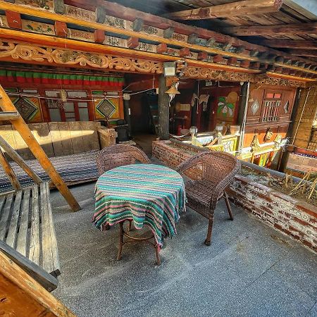Tavern Hostel仁和客栈 Shangri-La Ngoại thất bức ảnh